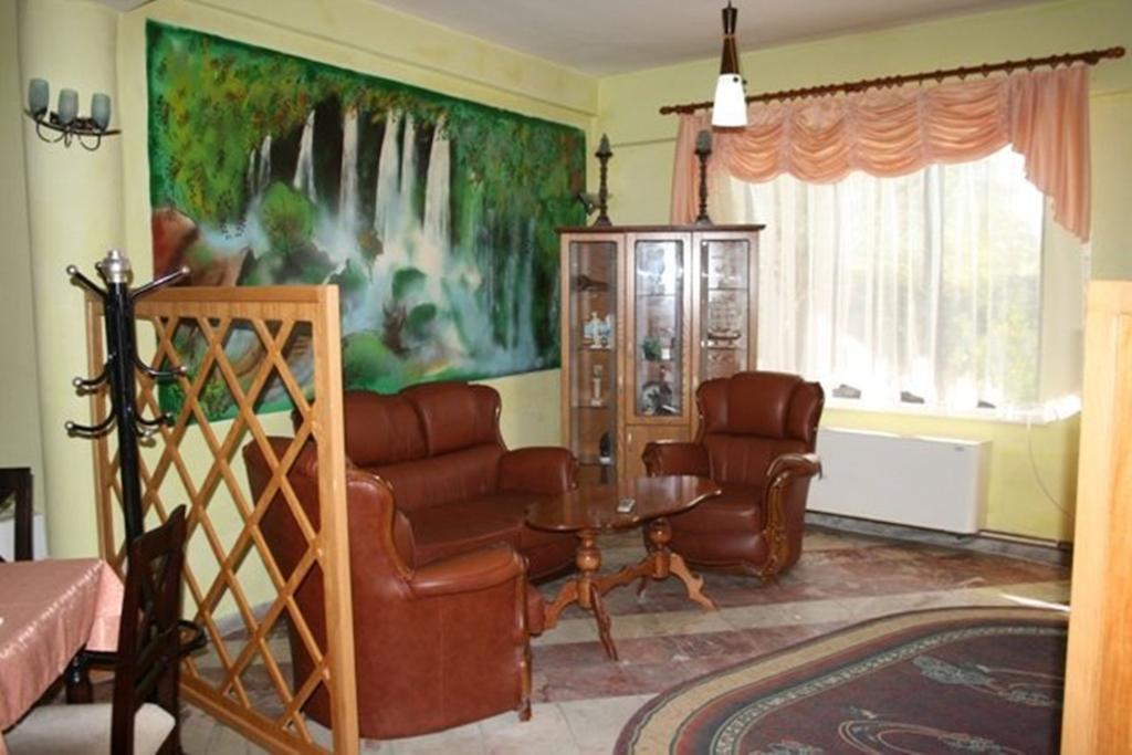 Sirena Hotel Tushemisht Exteriör bild